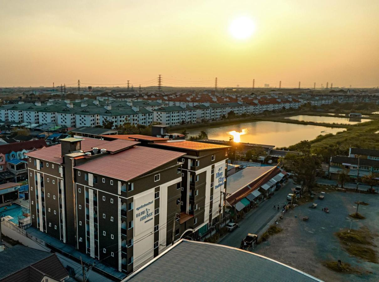 Blue Sky Residence Airport Ban Bang Phli Yai Esterno foto